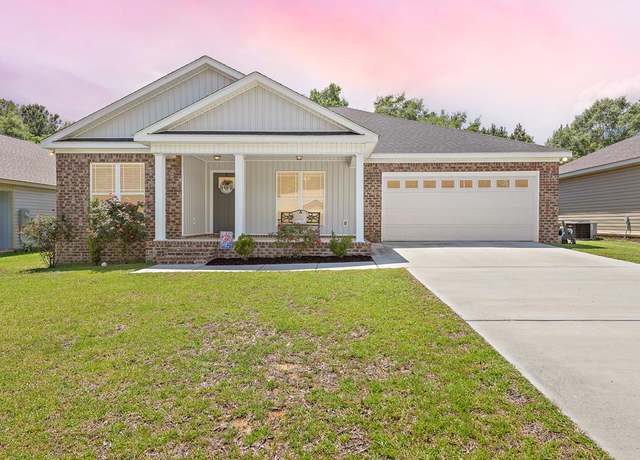 Property at 522 Birchwood Ln, Dothan, AL 36301, 3 beds, 2 baths