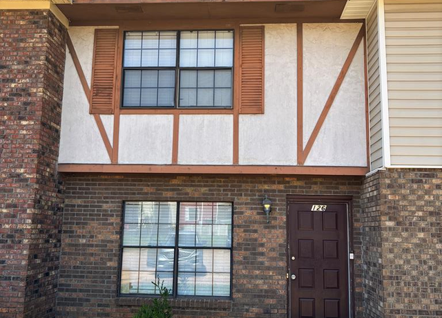 Property at 126 Gunter Ln, Enterprise, AL 36330, 2 beds, 1.5 baths