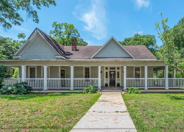 Property at 508 Newton Ave, Ozark, AL 36360, 4 beds, 1.5 baths