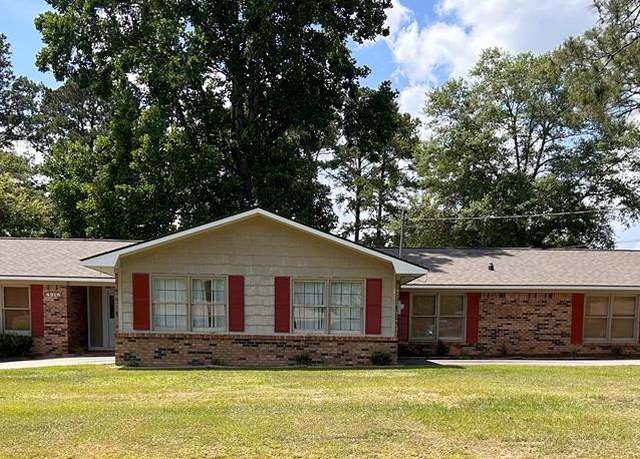 Property at 4318 S Park Ave, Dothan, AL 36301, 4 beds, 2 baths