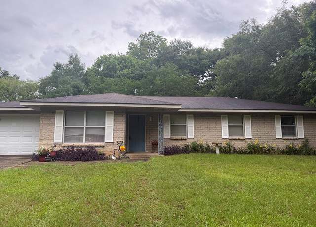 Property at 162 Dale Cir, Midland City, AL 36350, 4 beds, 2 baths