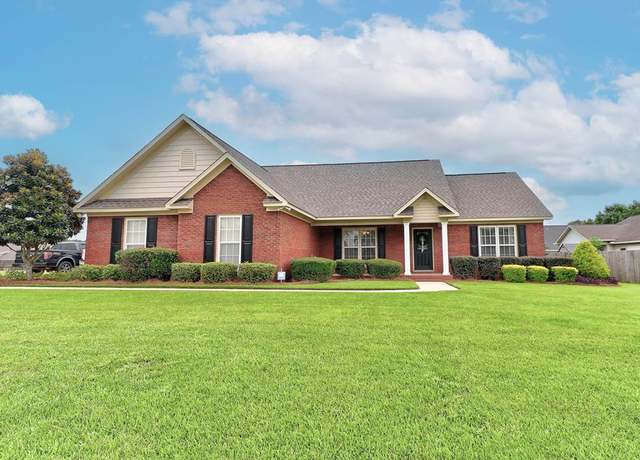 Property at 1168 Timbers Dr, Dothan, AL 36301, 3 beds, 2 baths