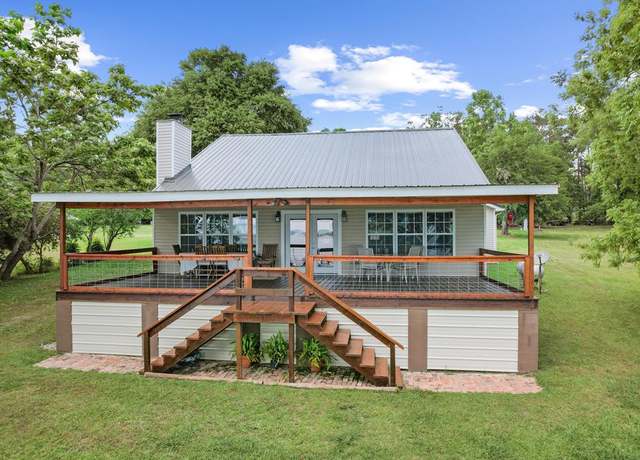 Property at 95 SW Docks Hook Ln, Ft. Gaines, GA 39851, 3 beds, 3.5 baths