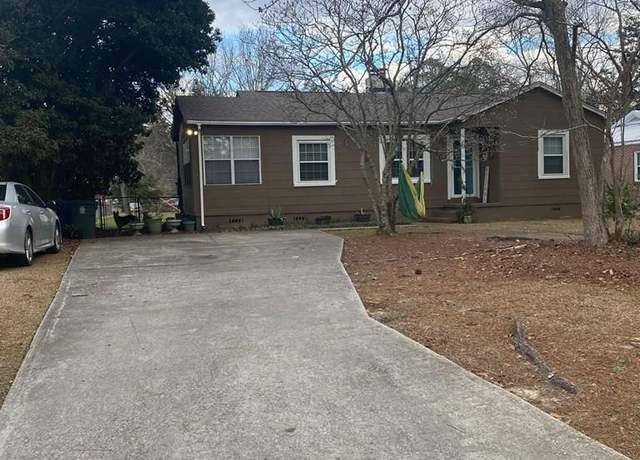 Property at 303 Highland St, Dothan, AL 36301, 3 beds, 2 baths
