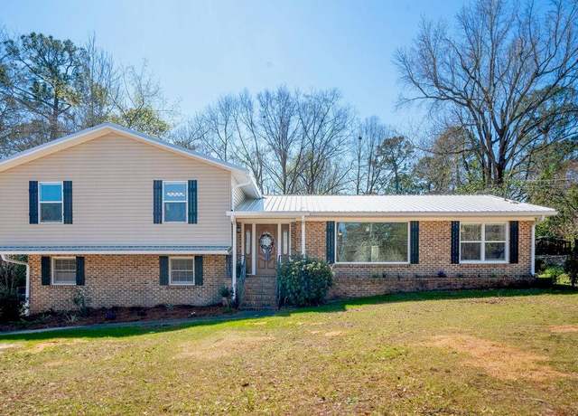 Property at 1003 Burbank St, Dothan, AL 36303, 3 beds, 2 baths