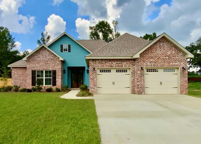Property at 143 County Road 758, Enterprise, AL 36330, 4 beds, 2 baths