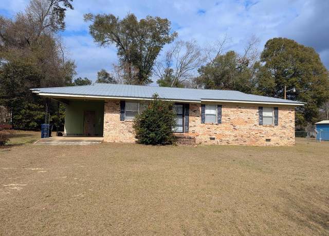 Property at 43 Robbinson St, Gordon, AL 36343, 3 beds, 1.5 baths
