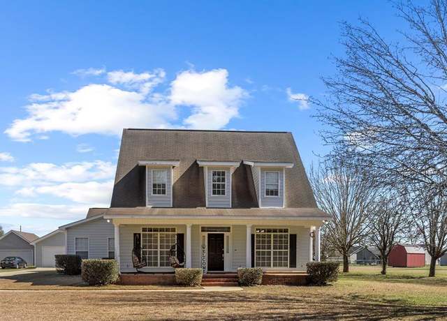 Property at 106 Bradberry Dr, Dothan, AL 36305, 3 beds, 2.5 baths