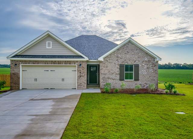 Property at 1017 Sandbed Rd, Newton, AL 36352, 3 beds, 2 baths