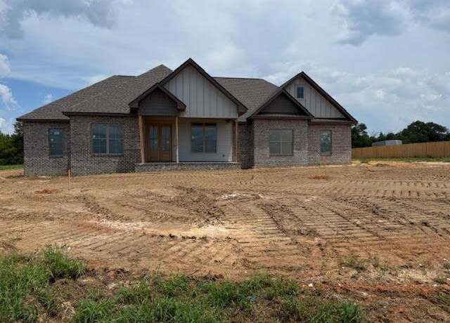 Property at 116 County Road 760, Enterprise, AL 36330, 4 beds, 3 baths