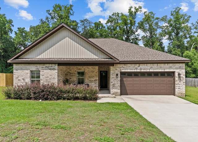 Property at 2702 Samantha Dr, Dothan, AL 36303, 4 beds, 3 baths