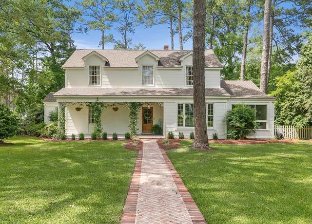 Property at 1608 Osceola St, Dothan, AL 36303, 4 beds, 2 baths