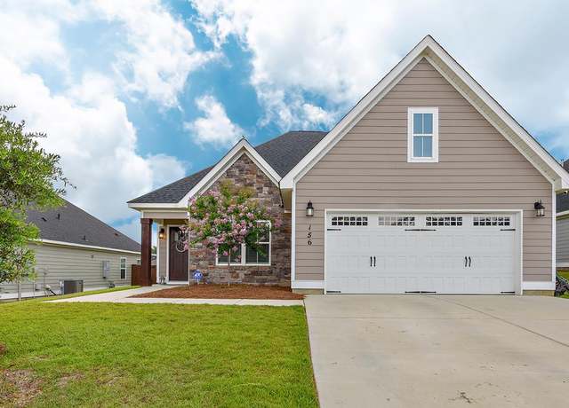 Property at 156 Ridgeview Dr, Dothan, AL 36301, 4 beds, 2 baths