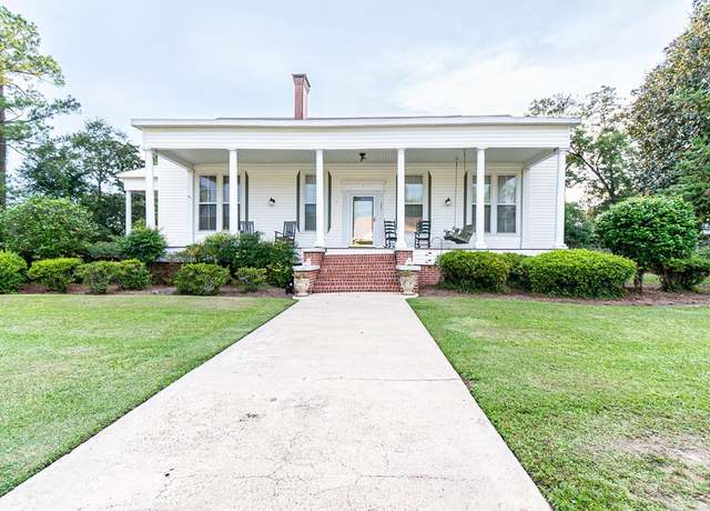 Property at 303 N Main St, Columbia, AL 36319, 4 beds, 2 baths