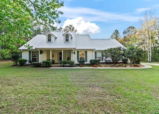 Property at 1051 N State Hwy 123, Newton, AL 36352, 3 beds, 2 baths
