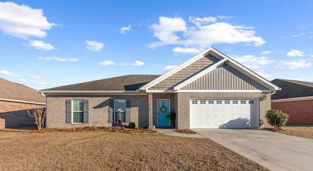 Photo of 111 Brattleboro Ct, Dothan, AL 36301