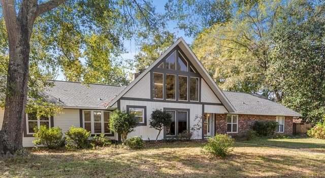 Photo of 202 E Kingswood Dr, Enterprise, AL 36330
