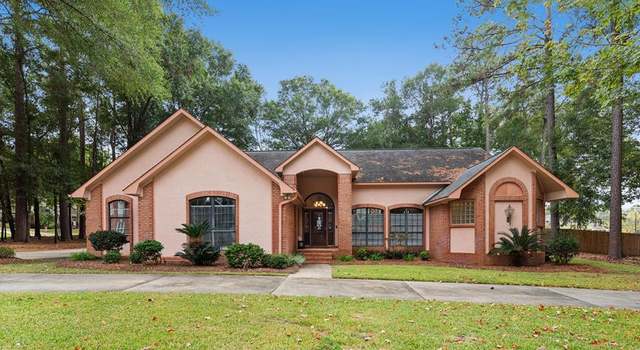 Photo of 111 Lucy Ln, Dothan, AL 36303