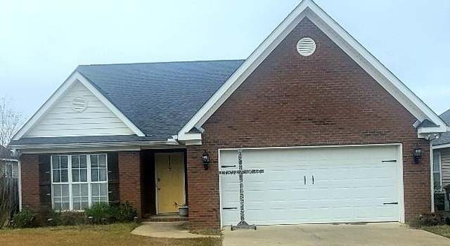 Photo of 311 Powder Horn Dr, Midland City, AL 36350