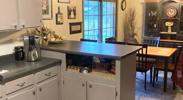 Photo of 124 Wicker Rd, Cowarts, AL 36312