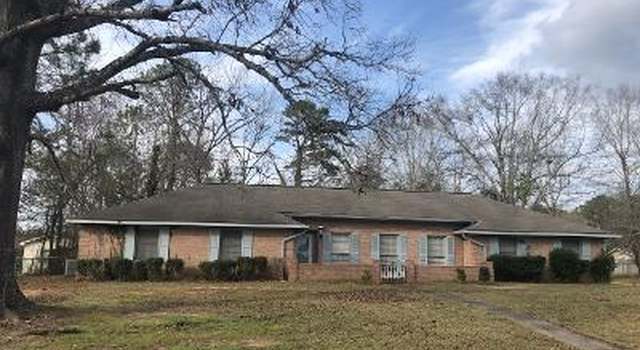 Photo of 3212 Tennyson Dr, Dothan, AL 36305