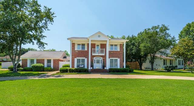 Photo of 121 Waterford Pl, Dothan, AL 36303