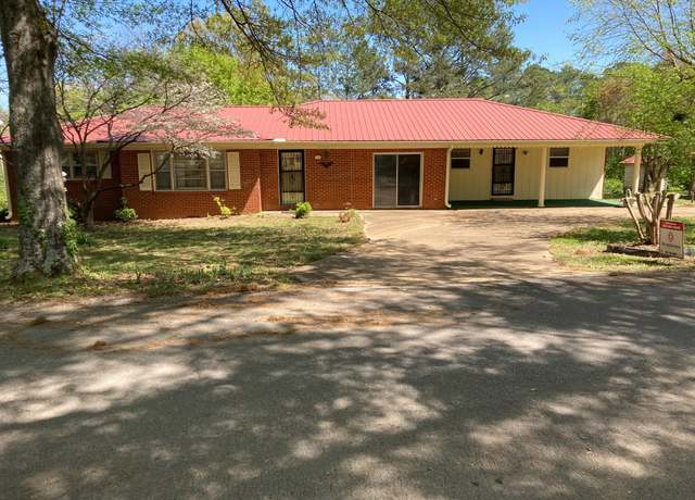 Property at 221 8th St, Red Bay, AL, 3 beds, 2 baths