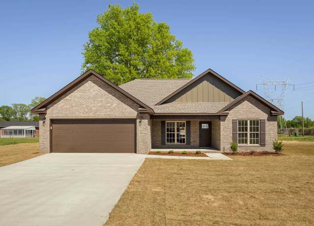 Property at 133 Bunnell Ave, Muscle Shoals, AL, 3 beds, 2 baths