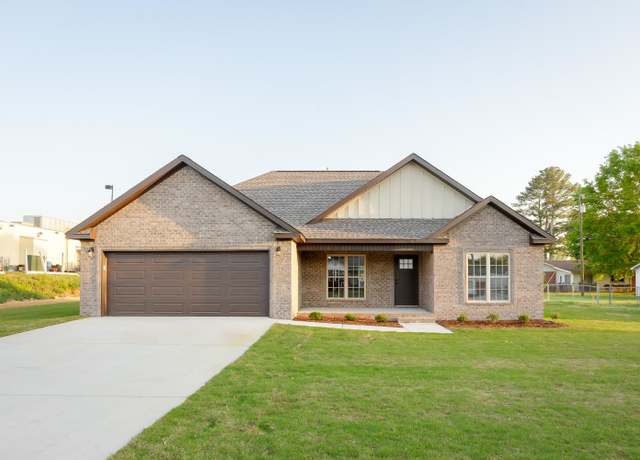 Property at 410 Stevens Ave, Muscle Shoals, AL, 3 beds, 2 baths