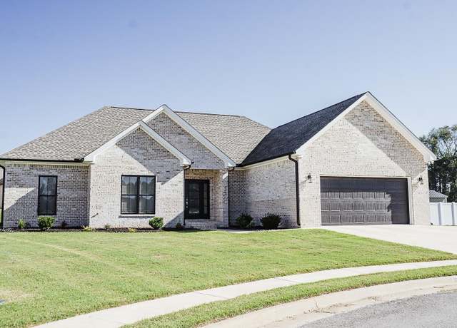 Property at 665 Ayden Mannon St, Rogersville, AL, 4 beds, 2 baths