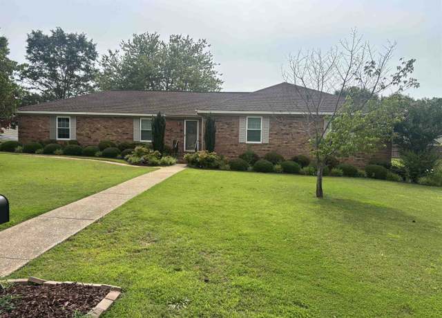 Property at 110 W Bailey Springs Dr, Florence, AL, 3 beds, 2 baths