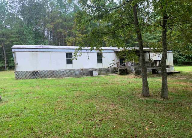 Property at 520 Co Rd 257, Florence, AL, 3 beds, 2 baths