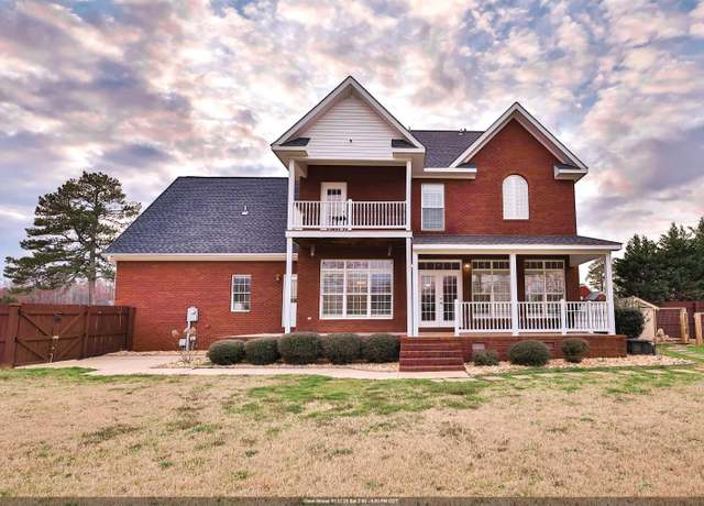 Property at 100 Meadow Ln, Russellville, AL, 5 beds, 2.5 baths