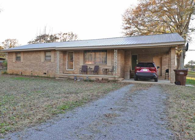 Property at 729 10th Ave, Red Bay, AL, 3 beds, 2 baths