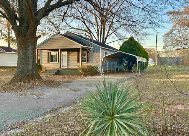 Property at 607 Hill Ave, Muscle Shoals, AL, 2 beds, 1 bath