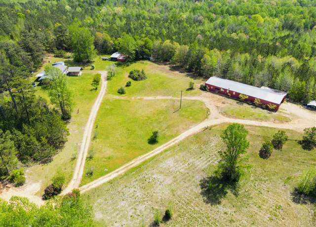Property at 723 Mangum Cemetery Rd, Hamilton, AL, 4 beds, 2.5 baths