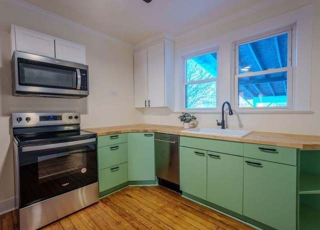 Property at 804 E 7th St, Tuscumbia, AL, 2 beds, 1 bath