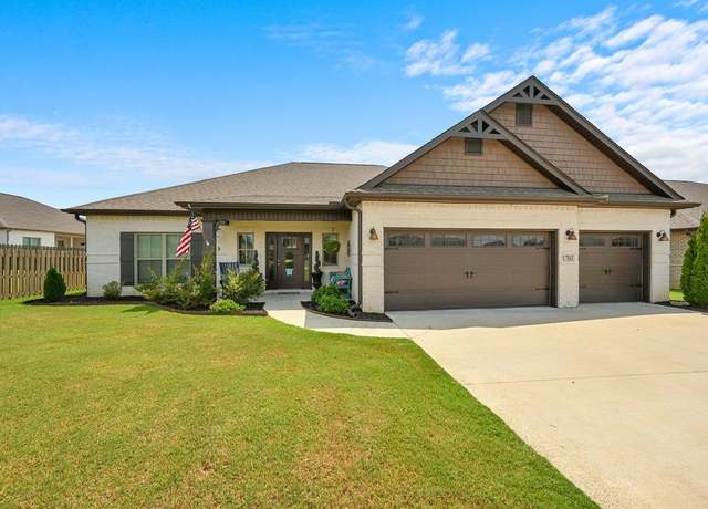 Property at 1703 Meadow Brook Ln SE, Cullman, AL, 4 beds, 3 baths