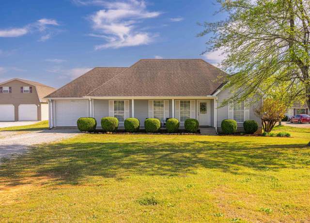 Property at 186 Co Rd 16, Florence, AL, 3 beds, 2 baths