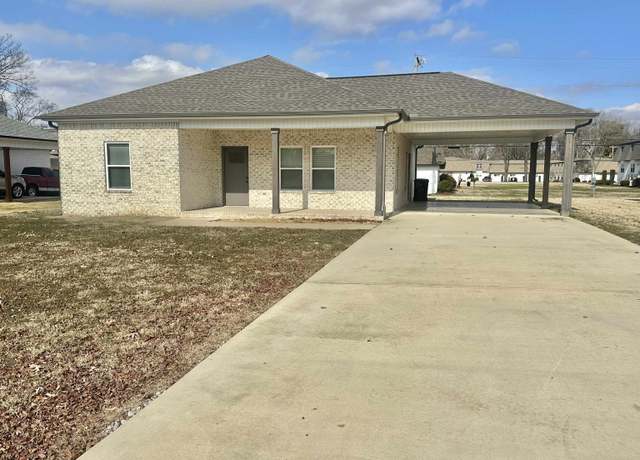 Property at 1005 E Ford Ave, Muscle Shoals, AL, 3 beds, 2 baths