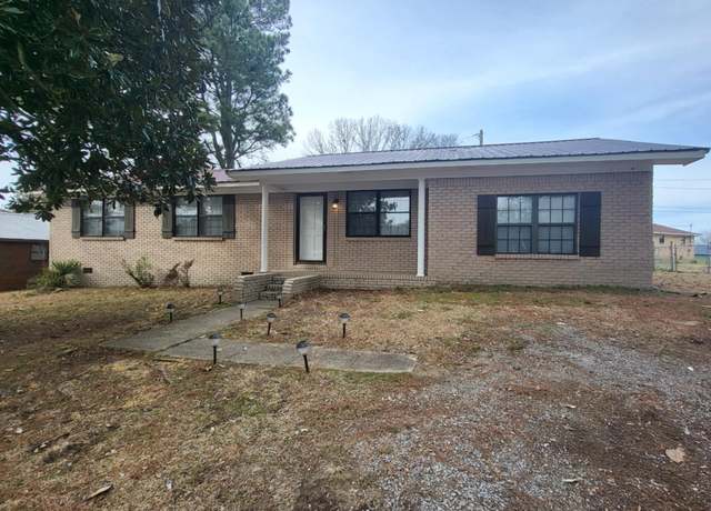 Property at 1521 Lindsey Dr SW, Cullman, AL, 4 beds, 2 baths