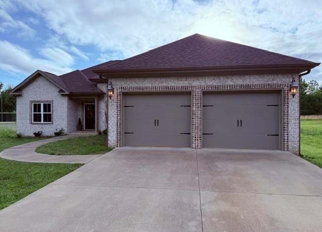Property at 5067 Co Rd 33, Killen, AL, 3 beds, 2.5 baths
