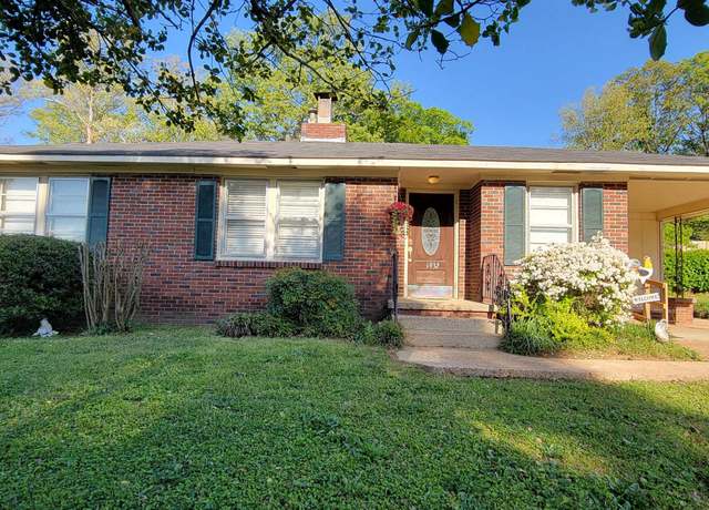 Property at 1932 Maple Ave, Florence, AL, 3 beds, 2 baths