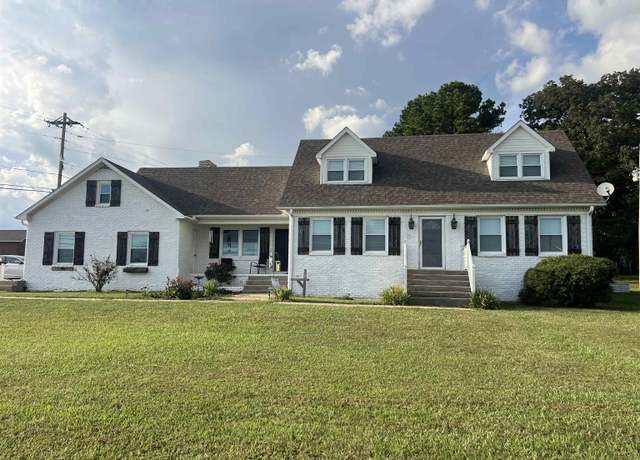 Property at 28 Glen St, Russellville, AL, 5 beds, 3 baths