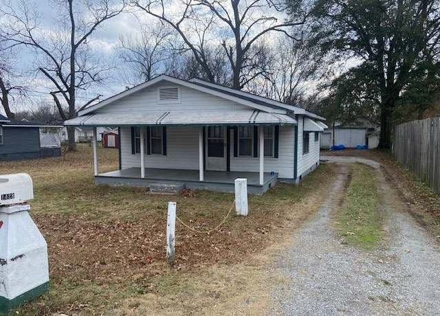 Property at 1428 Dripping Springs Rd NW, Cullman, AL, 2 beds, 1 bath