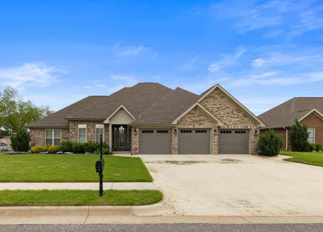 Property at 302 Magnolia Dr, Muscle Shoals, AL, 4 beds, 3 baths