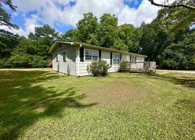 Property at 4435 Co Rd 31, Killen, AL, 3 beds, 1.5 baths