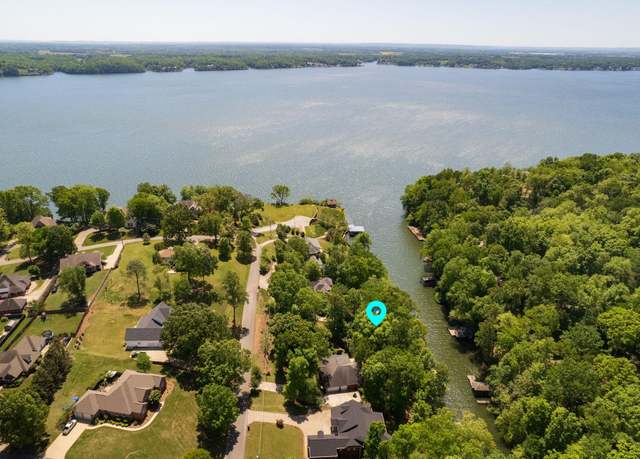 Property at 632 Ridgecliff Dr, Florence, AL