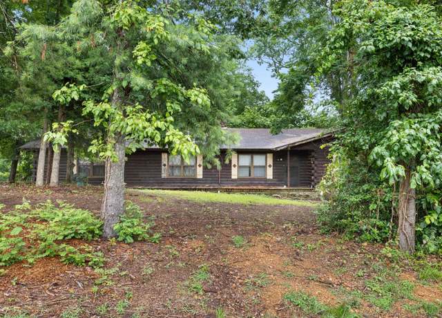 Property at 111 Margaret Cv, Florence, AL, 4 beds, 3 baths