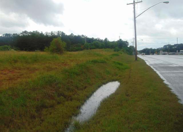Property at 898 Florence Blvd, Florence, AL